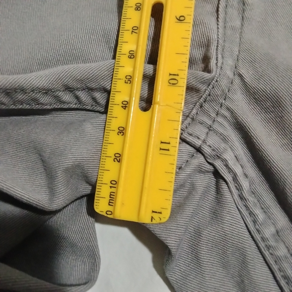 Old Navy Mens Straight Leg Chino Pants Grey Gray Size 33X30 - Picture 3 of 8